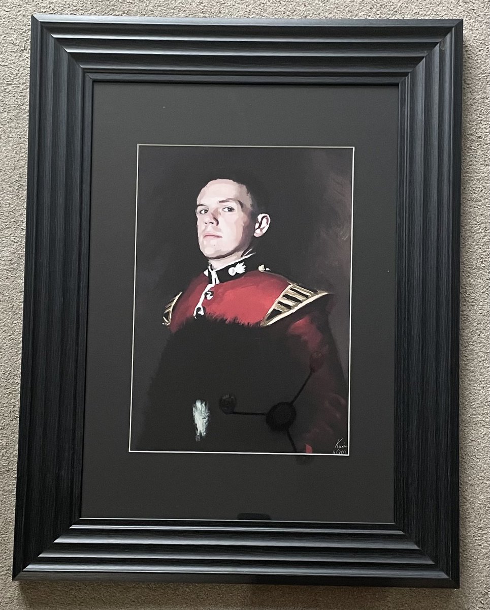 kev9348's tweet photo. Robbie bowering of The Grenadier Guards and Coldstream Guards, Robbie lost his battle with rare illness, the portrait is all framed up and on its way to his family
@GrenGdsBand @ColdstreamBand #GrenadierGuardsBand #ColdstreamGuardsBand #wewillrememeberthem https://t.co/DXELe1YVtu