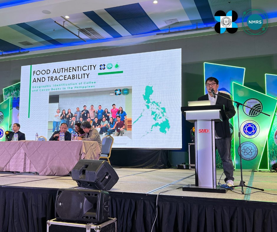 NMRSpnri's tweet photo. Dr. Emmanuel Garcia shared a presentation at the Forum on Chemistry and Agriculture 4.0 and Food Security. Meanwhile, Dr. Angel T. Bautista VII and Mr. Kevin Neil Tan presented their respective papers in the oral category of the 37th Philippine Chemistry Congress.
#37PCC https://t.co/G7VtWmMhe4