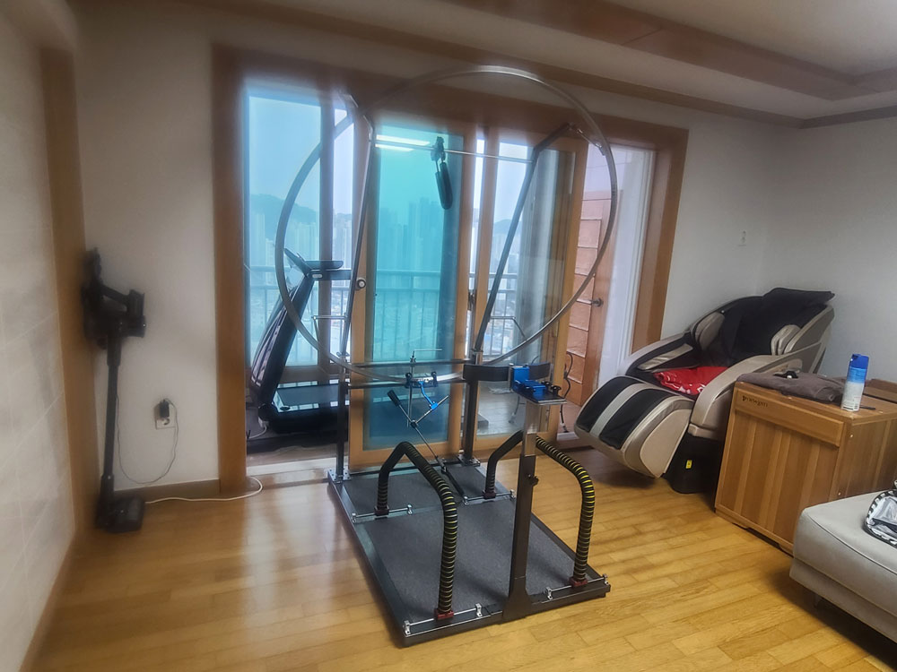 Proswing_Inc's tweet image. 부산 부부골퍼~ 일관적인 스윙궤도 자세 만들려고 프로스윙머신으로 교정^^
proswing.kr
고객센터: 1899-6637
#골프스윙머신 제조 (주)프로스윙
#실내골프스윙기 #골프스윙연습 #골프자세교정장비 #골프궤도교정장비 #골프궤도연습 #드라이버연습머신 #아이언연습머신 #골프스윙밸런스교정