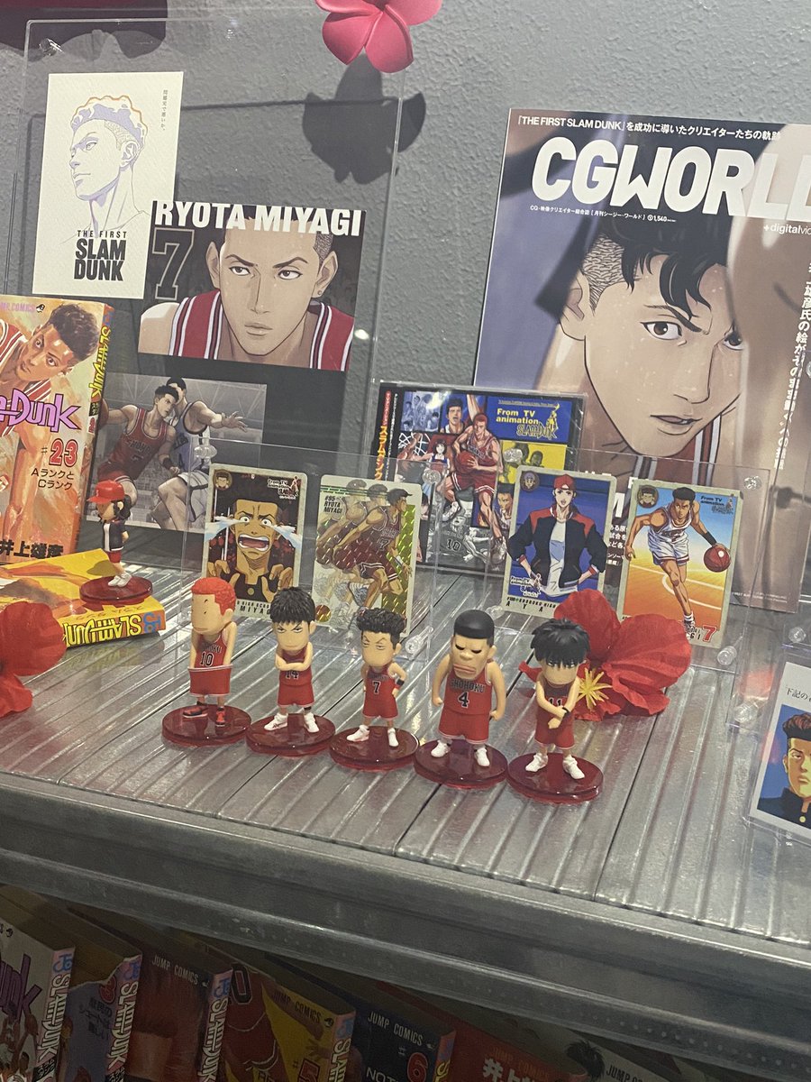 hrn19948823's tweet photo. 応援上映前にリョータ、ソータのセンイルカフェに行ってきた🌺展示、ドリンク、音楽どれも素敵でした〜素敵な企画ありがとうございます🥹#TOOP_MIYAGI
#宮城リョータ生誕祭2023 
#宮城ソータ誕生祭2023 https://t.co/msiANtPmuy