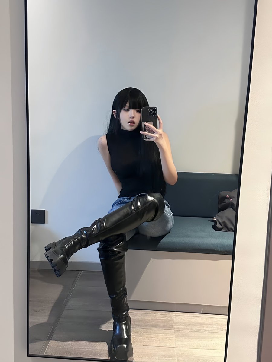 今天漫展结束拍的
#cosplay #坏想法日记 #尤娜 #kangyuna #badthinkingdiary  #WEBTOON https://t.co/DVoIwg4JyU