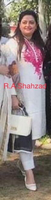 Aadiiroy2's tweet photo. فرعون خاندان جو سب مل کر بچی پر تشدد کرتے تھے اور ماں باپ بچوں کو بڑھاوا دیتے تھے بچی پر تشدد کرنے کےلئے۔ https://t.co/HjPbXXe6md