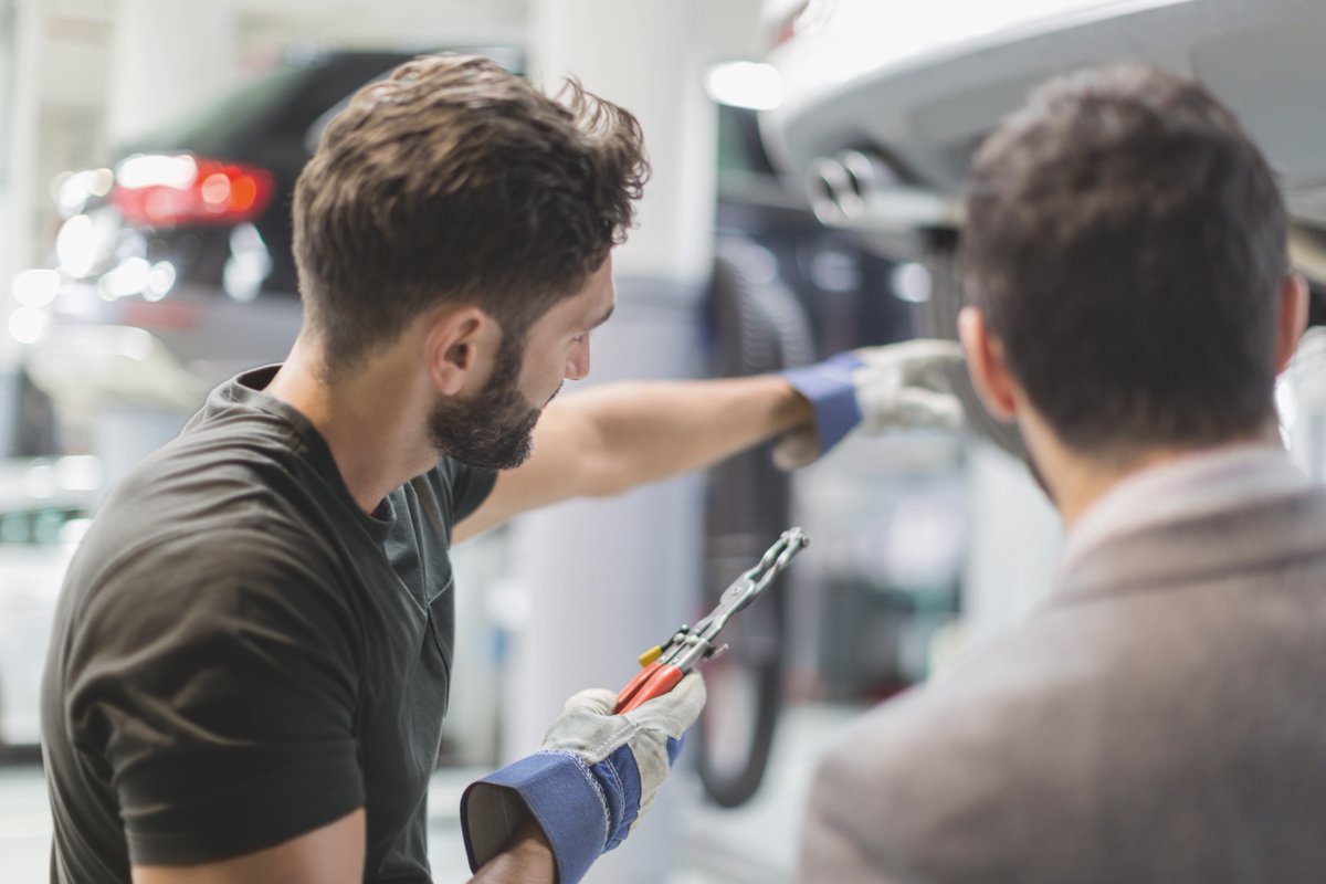 CountyMotorWork's tweet photo. It is important to make sure your car is kept in good shape all year round. 
Be sure to get your car booked in for a service or repair today. 

Book now. 01245 000 313

#Motorparks #Service https://t.co/DB6bgWdJHk