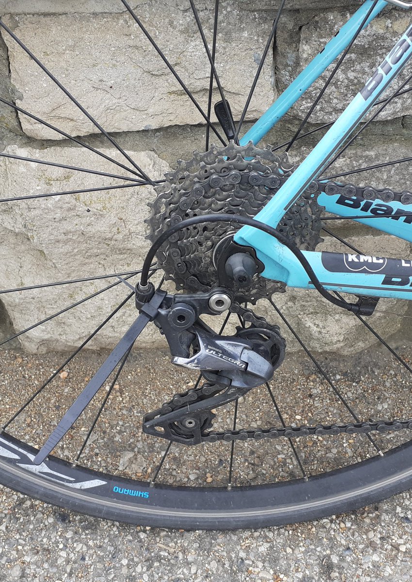 CB_cycles's tweet photo. The proposed route against what I rode. How it started and how it ended. Another mechanical, after 3 attempts at this and 3 DNF's I'm convinced it's cursed and binning this idea now. It was originally intended to be ridden in 2020 anyway #ukcyclechat #Mayflower400 #bikepacking https://t.co/n4NXOW3lrx