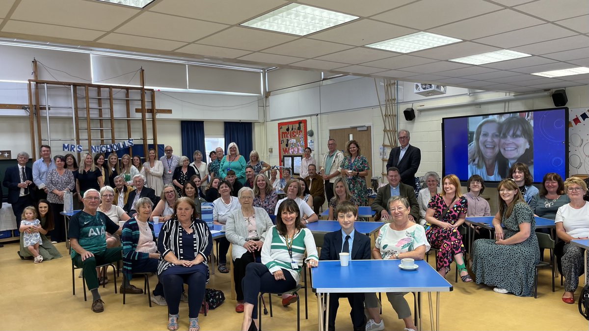 Unity Schools Partnership (@unityschoolsp) on Twitter photo A lovely article on Mary Nicholls as she retires following a fantastic 35 years in education - suffolknews.co.uk/haverhill/newsā¦.
Congratulations Mary and best wishes on your retirement.
@SchoolSteeple <a href="/haverhill/">Haverhill Echo</a> <a href="/SuffolkNewswire/">Suffolk News</a> A lovely article on Mary Nicholls as she retires following a fantastic 35 years in education - suffolknews.co.uk/haverhill/newsā¦.
Congratulations Mary and best wishes on your retirement.
@SchoolSteeple <a href="/haverhill/">Haverhill Echo</a> <a href="/SuffolkNewswire/">Suffolk News</a>