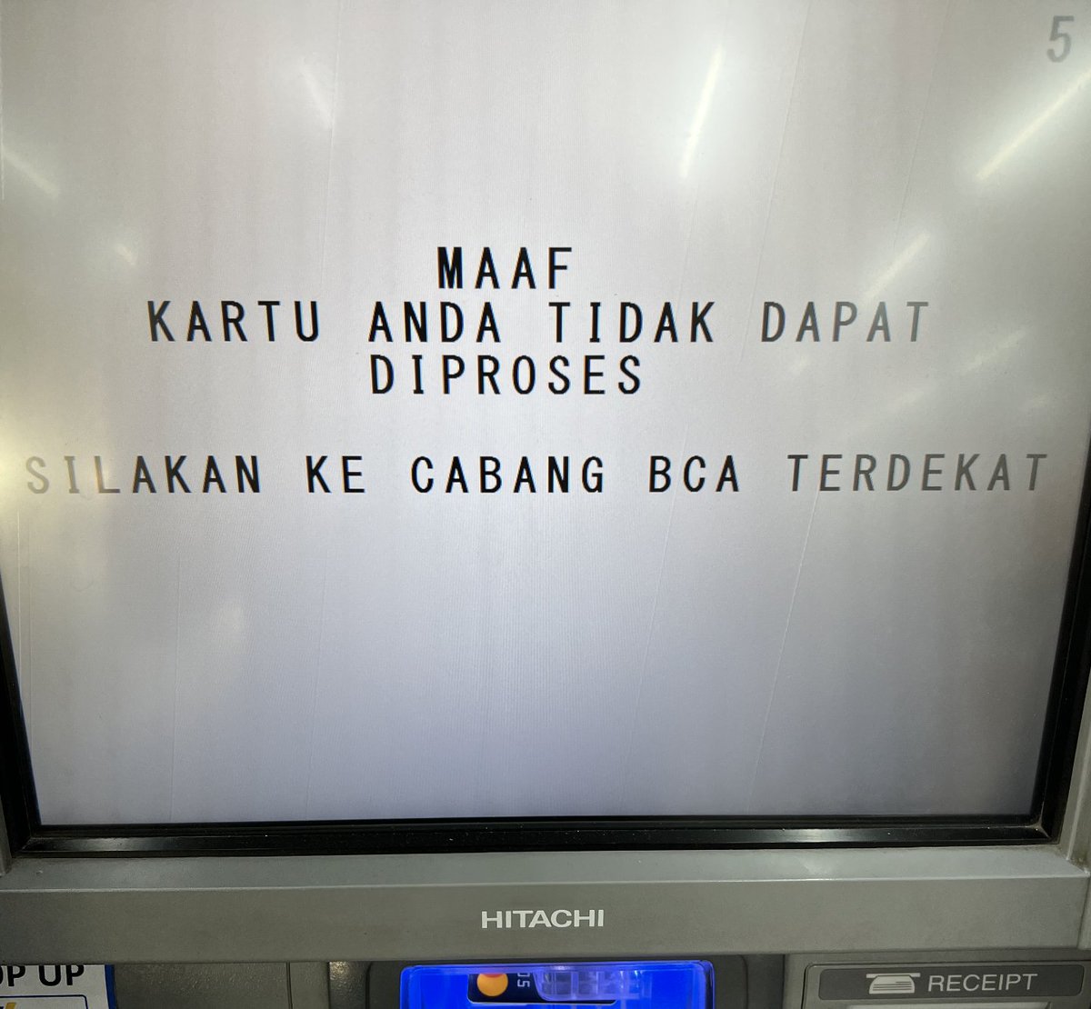 anggaandinata's tweet photo. Per hari  31/7 ini saya kehilangan akses di satu-satunya akun bank saya... 
❌ Kartu ATM tidak bisa dipakai
❌ M-banking BCA tidak bisa dipakai
❌ Halo-BCA tidak bisa dipakai 
(1) https://t.co/AtsPv960Iv