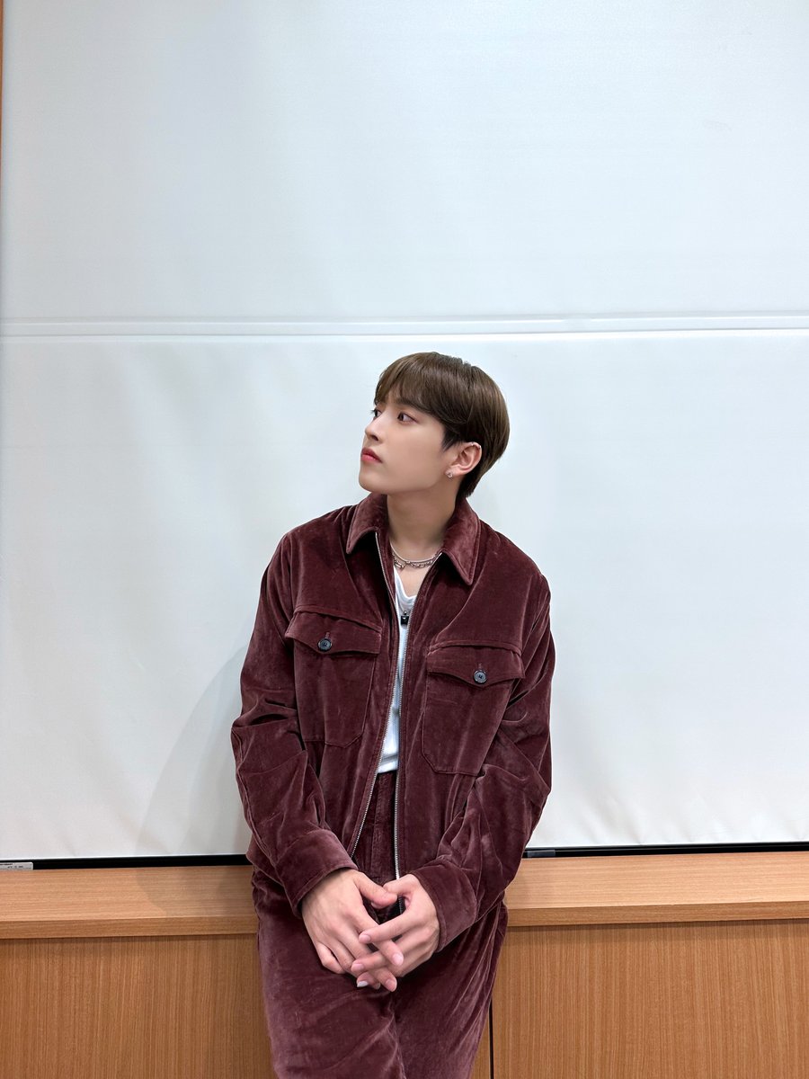 ATEEZofficial's tweet image. [#홍중] 👉👈
#ATEEZ #에이티즈