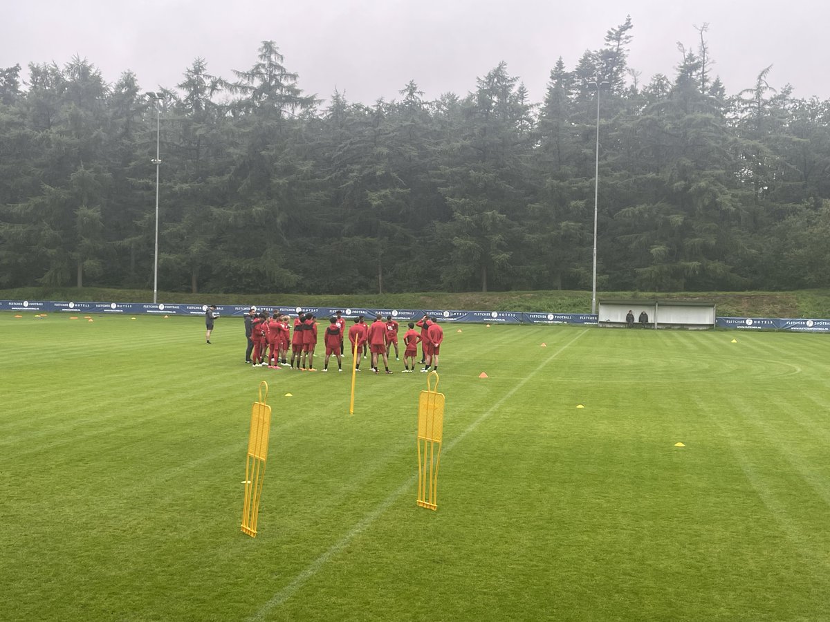 Vandaag is 𝐅𝐞𝐲𝐞𝐧𝐨𝐨𝐫𝐝 𝐎𝟐𝟏 <a href="/Feyenoord/">Feyenoord Rotterdam</a> aangekomen op de Veluwe voor hun #trainingskamp bij Fletcher Hotel Victoria in #Hoenderloo <a href="/HotelHoenderloo/">Fletcher Hotel Hoenderloo</a> 

#feyenoord #feyenoordu21 #feyenoord021 #fletcherfootball #feyenoordacadamy #feyu21 #hotelhoenderloo