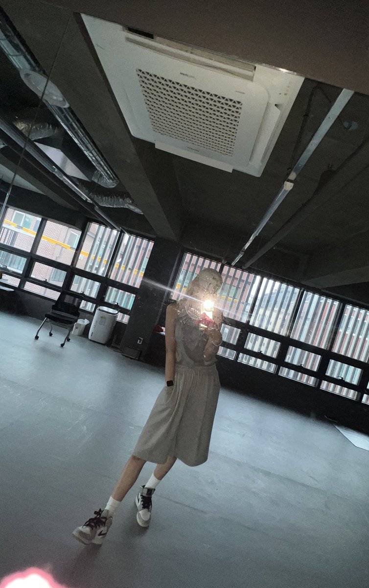 official_pixy's tweet image. [#로라]

good night ⭐️

#pixy #픽시 #winxy #윈시