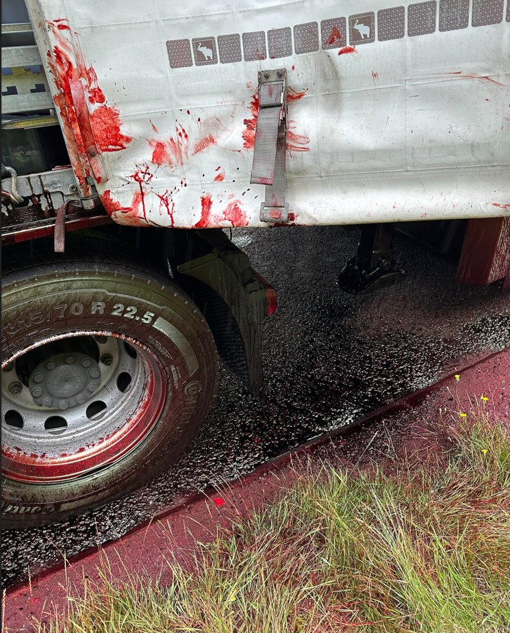 #M62 eastbound near #Morley between J28 and J29. 

The inside lane (of 4 lanes) is closed due to a broken down vehicle + spillage of red ink. 

Please note that the red ink is not corrosive or harmful.  

Delays of 20 minutes; 4 miles of congestion on the approach.