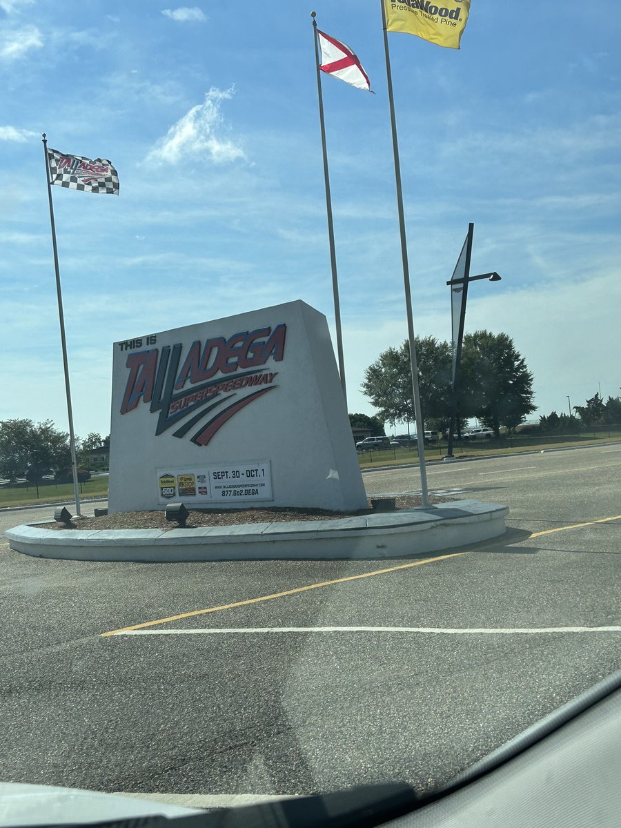 therealmsbyers's tweet photo. #topfuel #tcboe_les https://t.co/VdTqyde17x