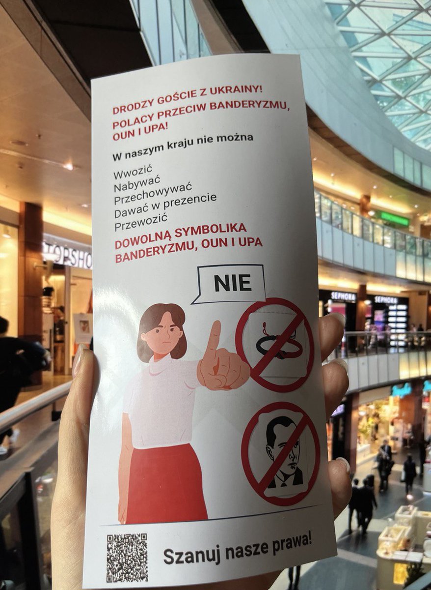 В🇮🇩польский Сейм внесли закон против пропаганды бандеровской идеологии.

"Дорогие гости из Украины!
Поляки против бандеризма, ОУН и УПА.
В нашей стране нельзя приобретать, хранить, дарить и перевозить любую символику бандеризма, ОУН и УПА".

Всё, окраинские бандерлоги приплыли😂.