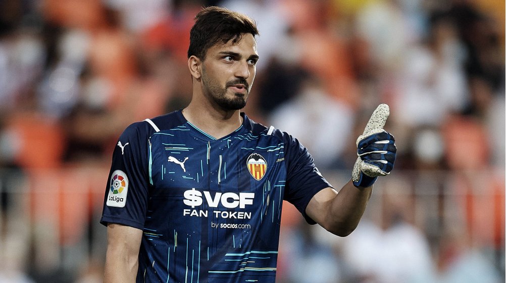 iMiaSanMia's tweet photo. Valencia want to sell Giorgi Mamardasvhvili for €20-25m [@Generaldepie_, @RadioTaronja_] https://t.co/iAp3UYupLd