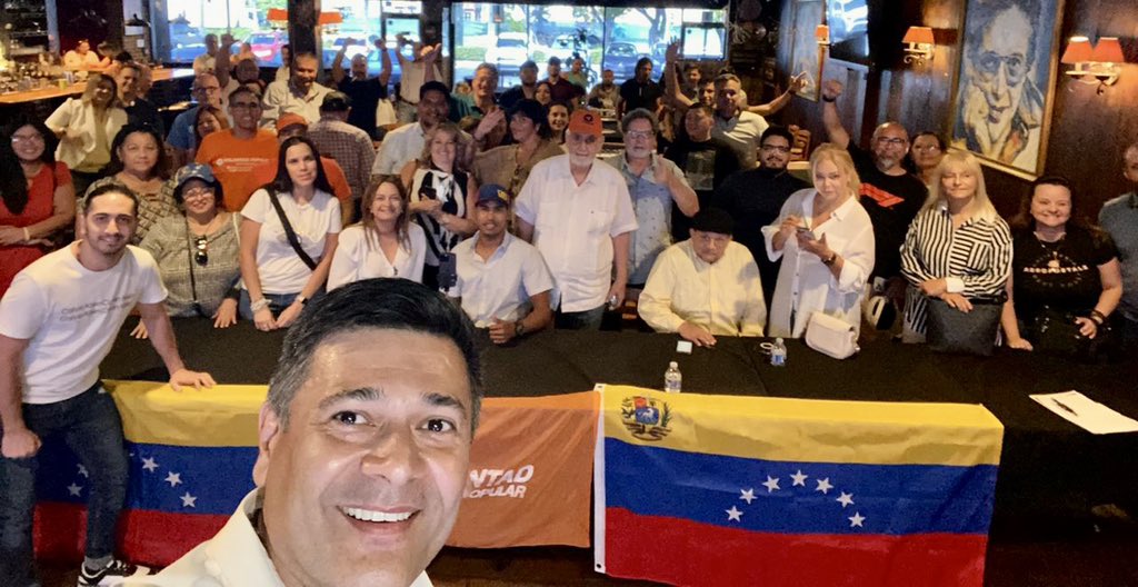 Cada uno de estos venezolanos no ha dejado de luchar y mucho menos de creer que es posible que nuestro país renazca, conquiste la libertad y la justicia que tanto necesita. Gracias hermanos y hermanas por siempre aportar su granito de arena para esta gran gesta histórica 💪🏻🇻🇪.