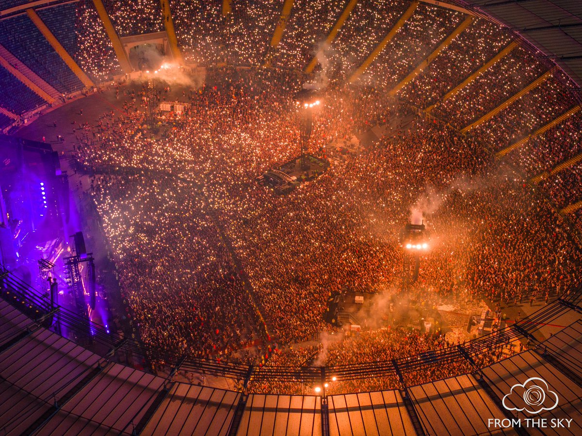 Grubiusz's tweet photo. Wczorajszy koncert #Rammstein na Stadionie Śląskim w #Chorzów.
(fot. Robert Neumann / Adrian Marciniak) https://t.co/OtnPEJByCD