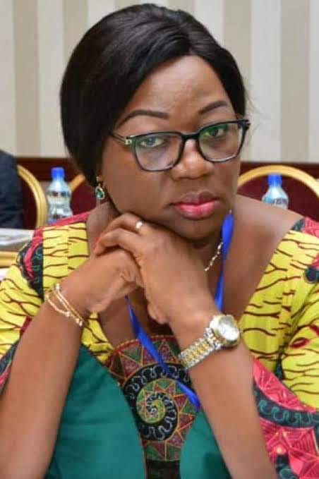 BasangoNabiso's tweet photo. #RDC: #POLITIQUE. 
Le FCC interdit a Geneviève inagosi d'engager cette plateforme de Joseph Kabila dans ses activites politiques, suite à sa candidature à la députation nationale pour le compte d'un  regroupement politique de l'Union sacrée https://t.co/ZLkHexQ7lC