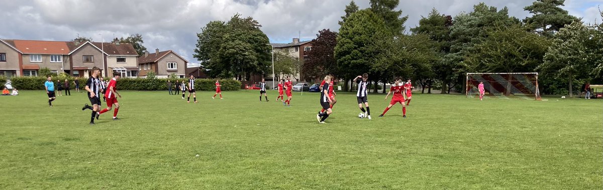 2006Swifts's tweet photo. Pre-season continued yesterday with a good contest vs Glenrothes U18s. Narrow 3-2 loss but boys played well with only 12 available due the holidays 👍⚽️ https://t.co/9aIfvmTilK