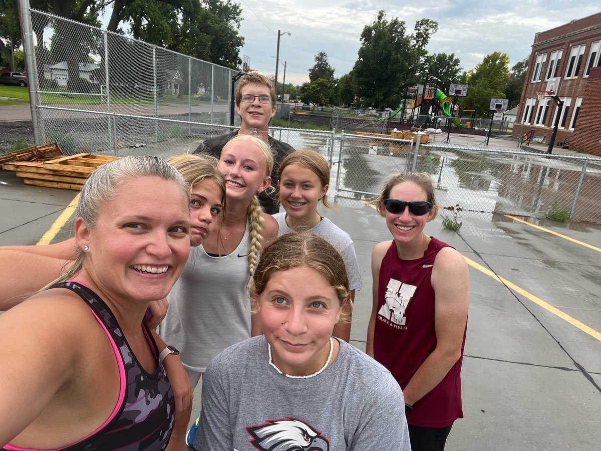 ANGIE_ROSE05's tweet photo. Let the cross country training begin! #XC2023 #runnerd https://t.co/FpCUx6evsY
