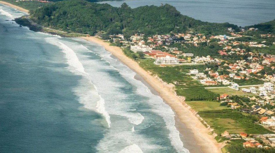 cidade_ama's tweet photo. 🏡🌞 Florianópolis é uma das melhores cidades para se morar no Brasil! 📈Com o terceiro melhor Índice de Desenvolvimento Humano do país, é um lugar de sonhos e oportunidades!
#ODS11 #Florianopolis #QualidadeDeVida #IDHM
Leia mais no NSC Total: 👇🏼
https://t.co/TDEimCjUgX https://t.co/3m96c3FFtT