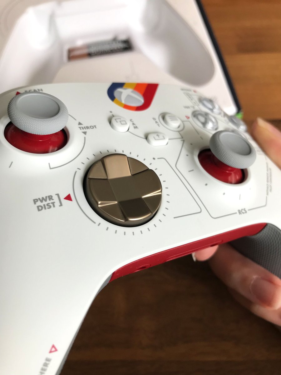 hot_maryjane's tweet photo. Mein neuer Limited Edition Starfield Controller 😍Ich liebe ihn jetzt schon 😊 

#happylady #starfieldcontroller #xboxcontroller https://t.co/uLYX873GhH