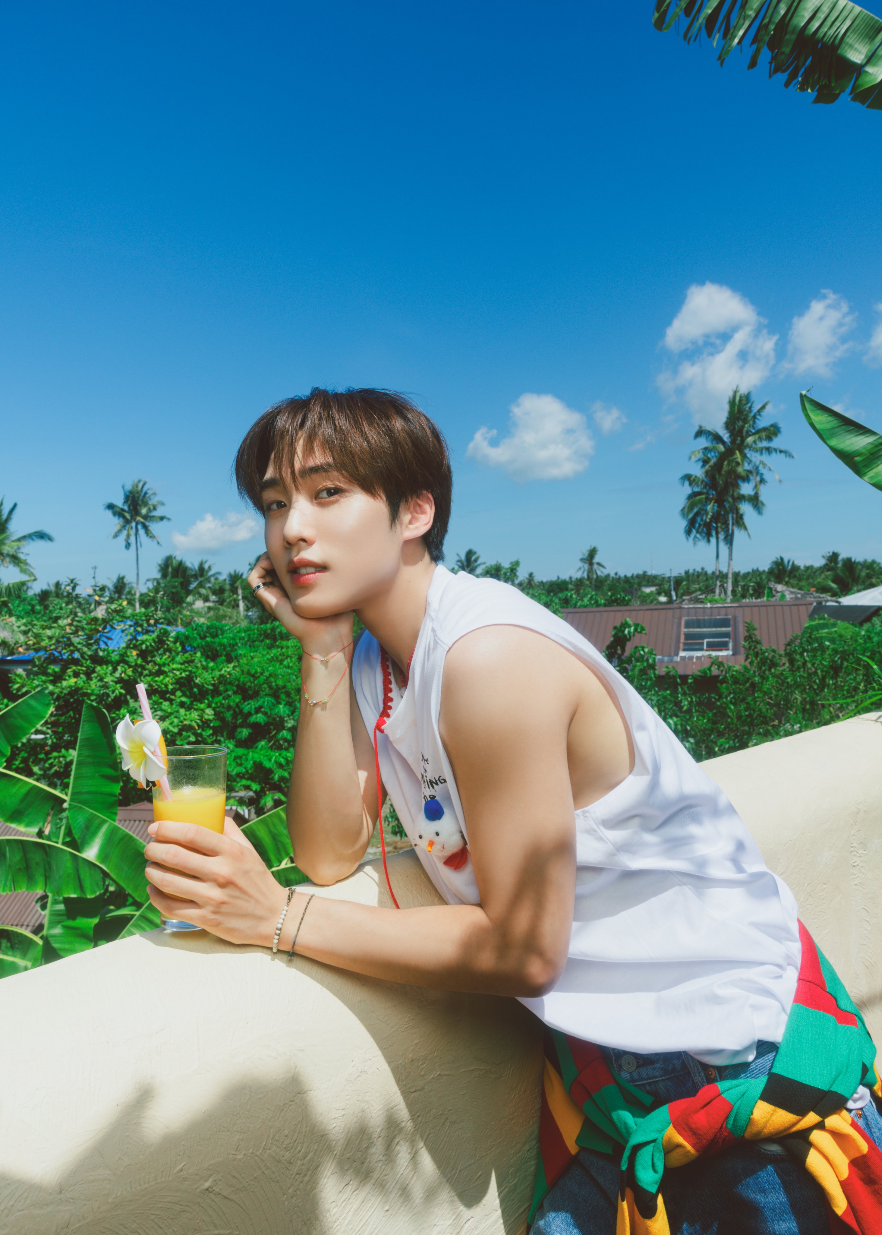 THE BOYZ NewShot : 스물넷 PHOTOBOOK