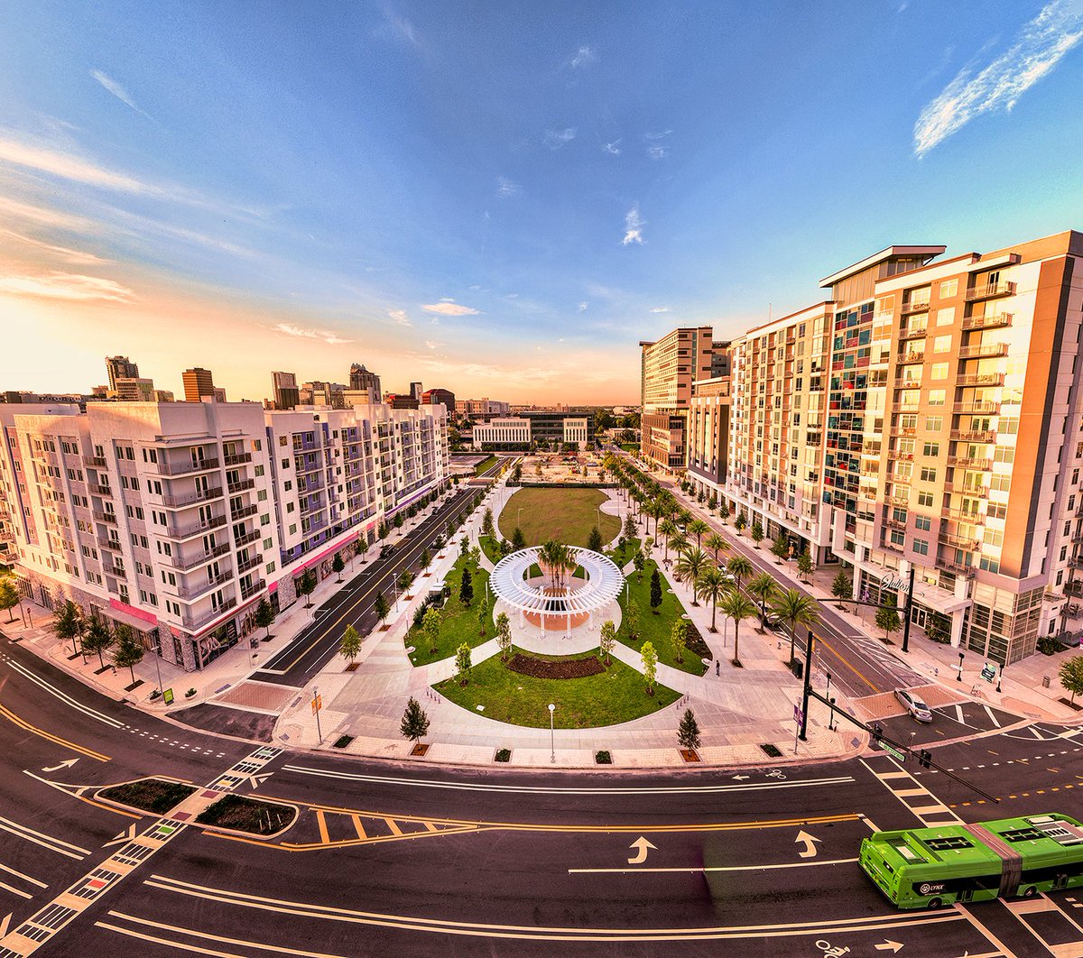 Happy 148th birthday to the <a href="/citybeautiful/">City of Orlando</a>! 🍊 Throughout our 60 years as a university, we have been a part of the immense growth of the city we call home. ⚔️

📷: <a href="/stevenmadow/">Steven Madow</a> from Aug. 2022