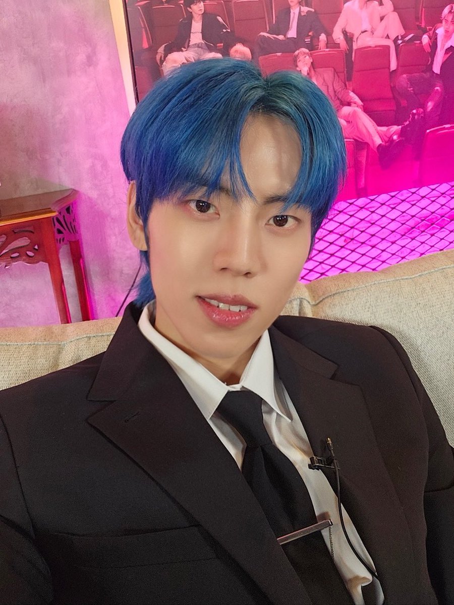 IFNT_Official_'s tweet photo. [PHOTO]
　
20230731 @ INFINITE 7th Mini Album ‘13egin’ Comeback Live
　
인피니트의 화려한 COMEBACK!
인스피릿과 함께할 New Emotions!
　
인피니트의 [13egin] 많이 사랑해 주세요~!❤️
　
#인피니트 #INFINITE
#7th_Mini_Album #Begin
#New_Emotions 
#장동우 #JangDongWoo https://t.co/FNuEavCkZm