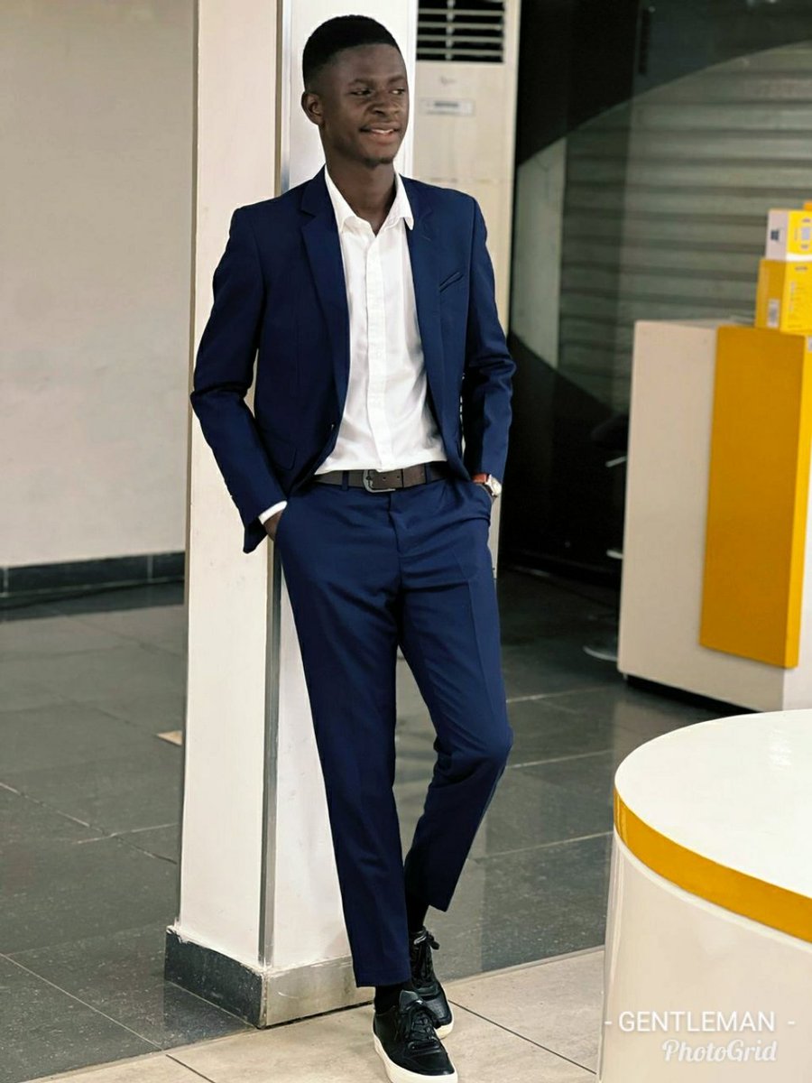 RifcheOusmane's tweet photo. #GENTLEMAN ✌🏿❤ https://t.co/WrBDscj5lv