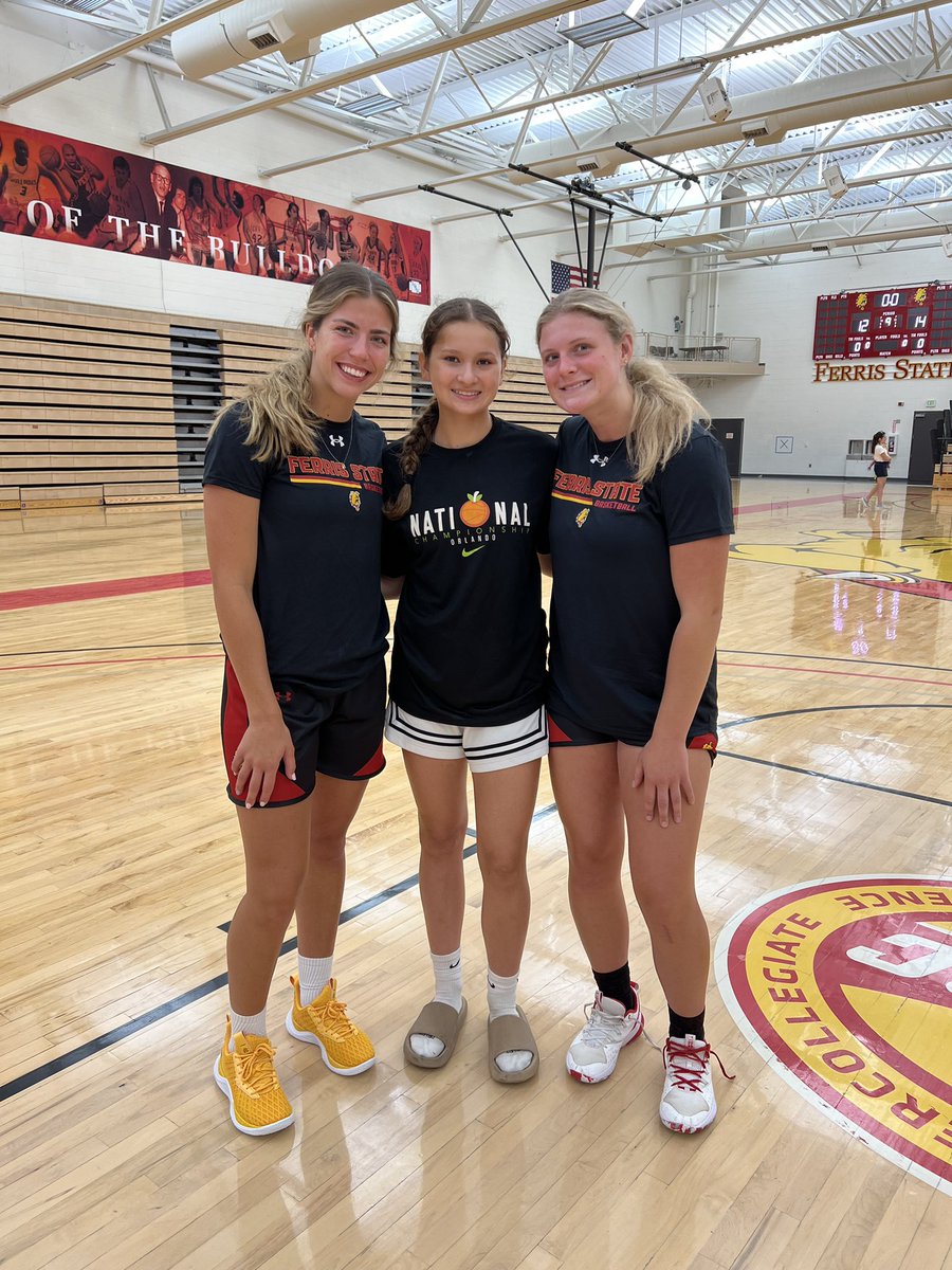 Thanks <a href="/FerrisWBBall/">Ferris W Basketball</a> for a great elite camp this weekend! I had fun!!