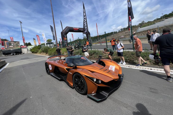 A chance encounter with @BenCollinsStig and the remarkable @PragaCars Bohema Hypercar @24HoursofSpa 

Read on - the thing (the Praga - not Ben!) is remarkable!!!

dailysportscar.com/2023/07/31/a-c…