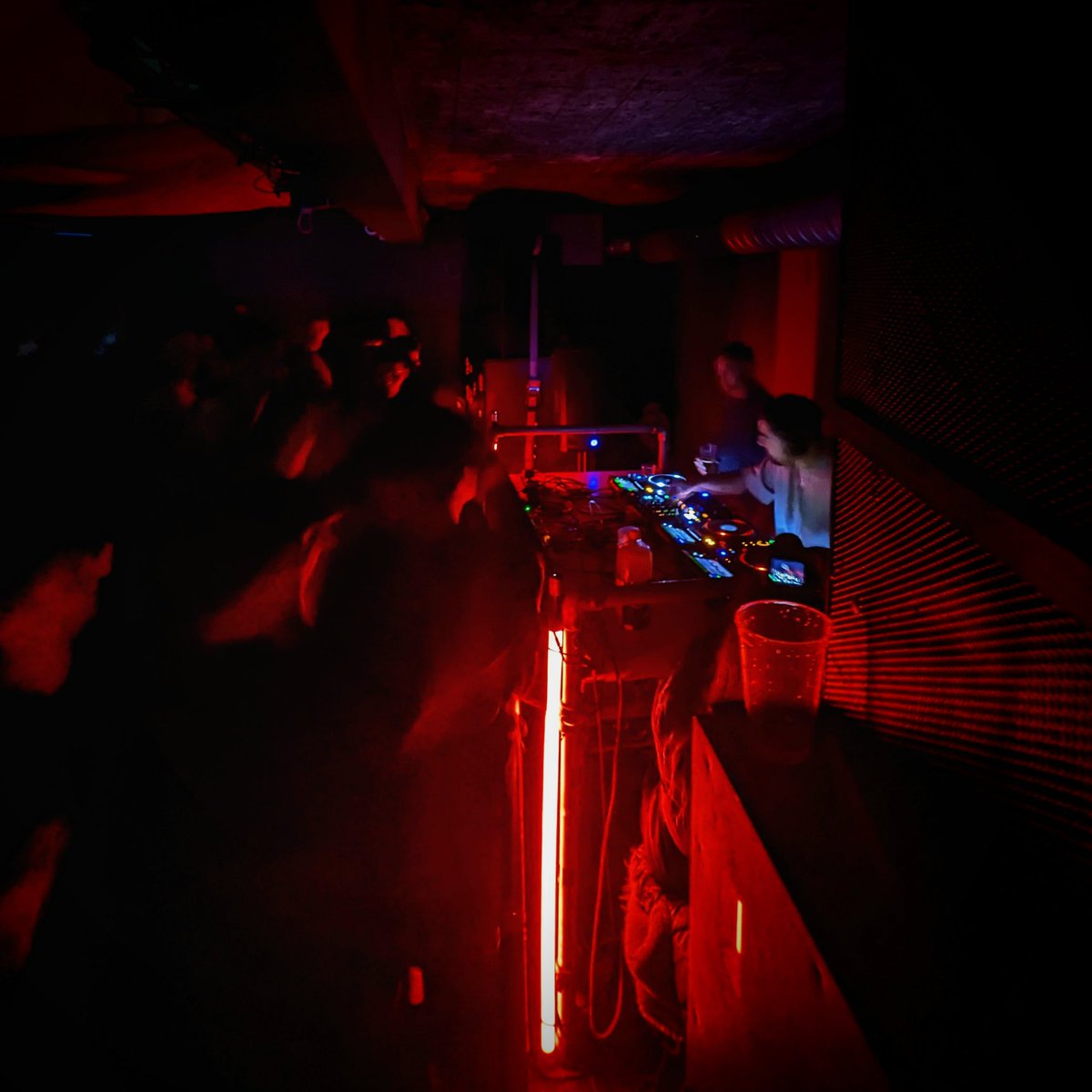 iampriminho's tweet photo. Denham Audio b2b Groovy D • 11.03.23

#DenhamAudio • @DenhamAudio
#GroovyD
#OldRedBusStation • @OldRedBus
#Leeds • #England • #UK • 
#WeAreAllInThisTogether • #supportlivemusic • #savenightlife • #nightlifematters • #music • #LetTheMusicPlay • @Lili_petals https://t.co/XvRJOQsPiW
