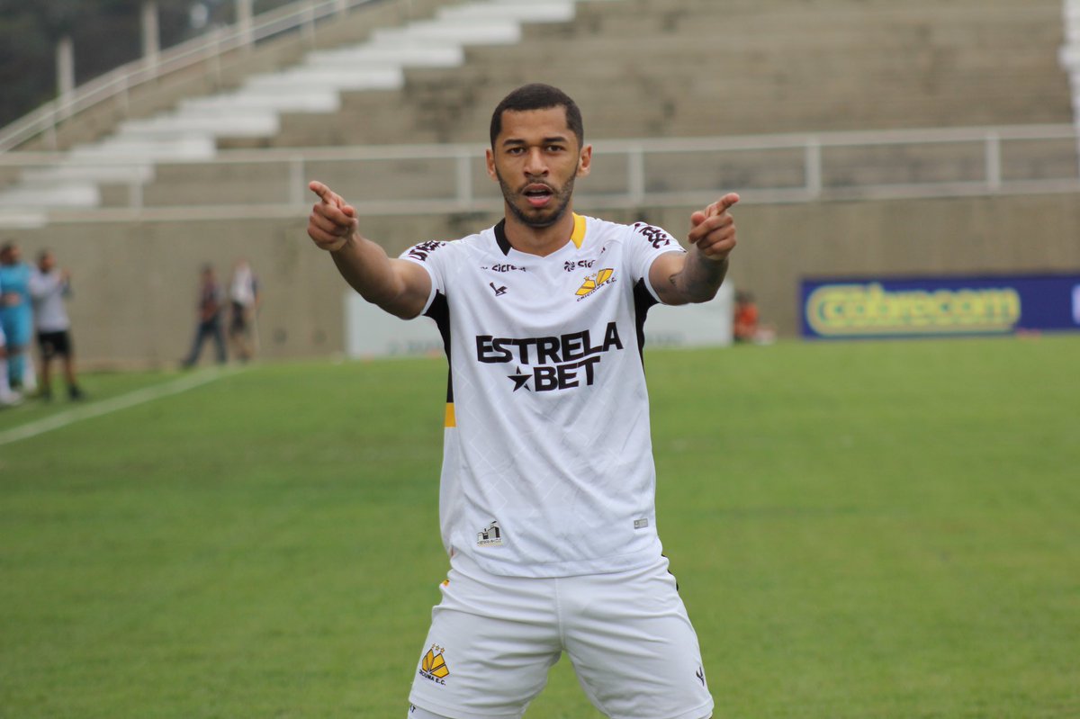 Fabinho99's tweet photo. Vamos por mais @CriciumaEC! 🐯
Em busca do nosso objetivo maior!! 🙏🏽🙏🏽 https://t.co/tHcyqBrhk7