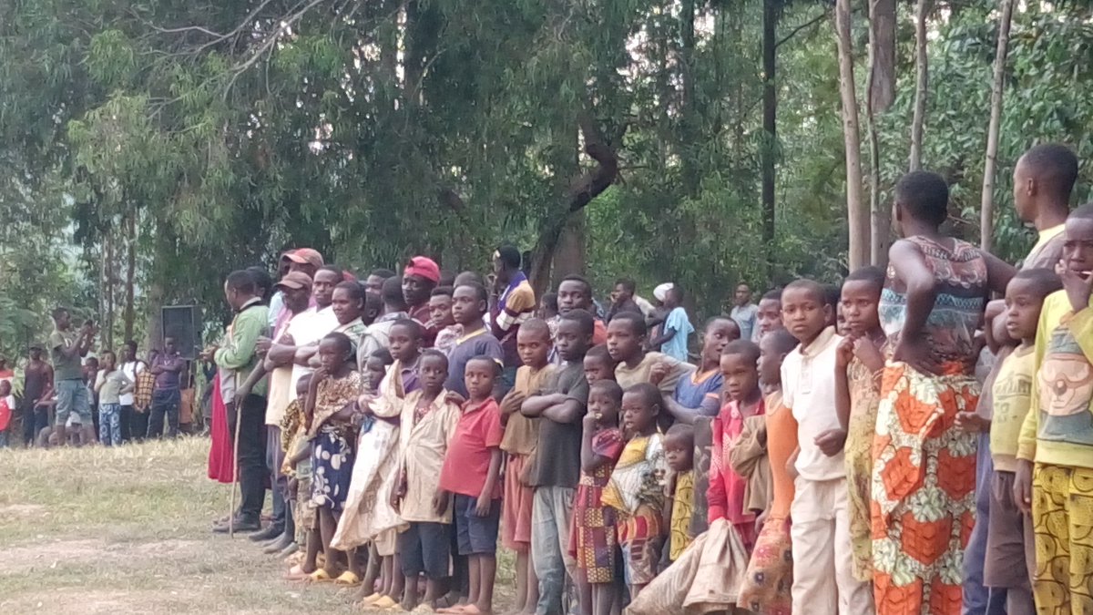 GISAGARAYEGO's tweet image. #Nonaha kuwa 31.07.2023
Mu murenge wa #Kibilizi muri @GisagaraDistr mu kagali ka Duwane hari kuba umukino wa gicuti hagati y'akagali ka #Muyira  n'aka #Duwane ni muri gahunda yo gushishikariza #urubyiruko #kwirinda ibiyobyabwenge, inda ziterwa abangamvu n'ingesi mbi
@RwandaSouth