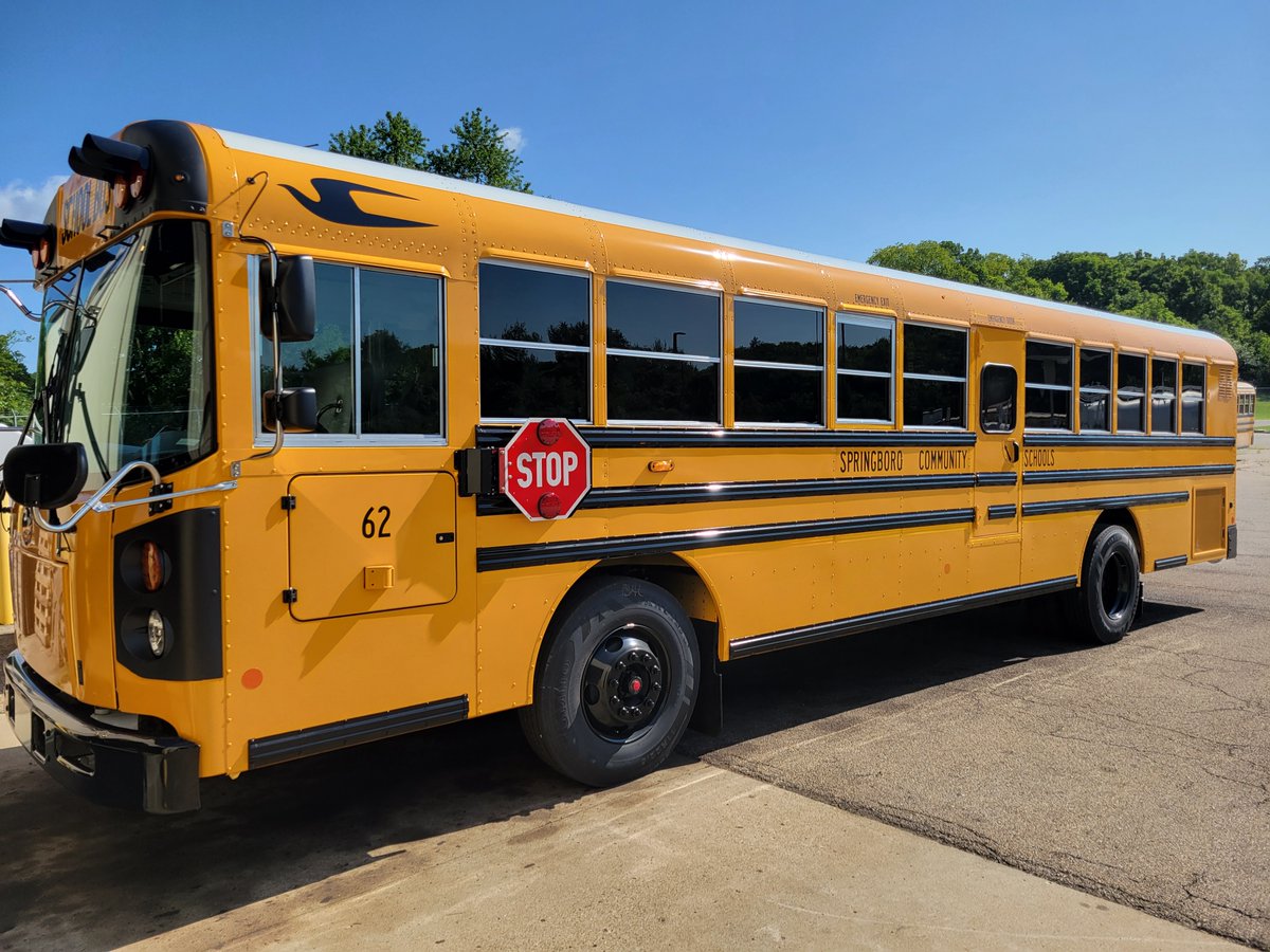 Christmas in July?! 3 new school buses arrived just in time for the new school year! Bus routes for the new school year will be available online on Aug. 8. View Transp. Dept. page to learn more - springboro.org/Transportation… @SpringboroSuper @Boro_Treasurer