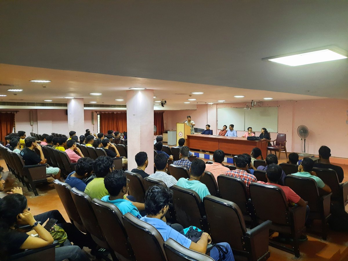 FinClubJU's tweet photo. We're immensely proud to share that recently we conducted a student-alumni interaction session with six CAT 2022 99%ilers from JU. https://t.co/R3y3WvSOqN