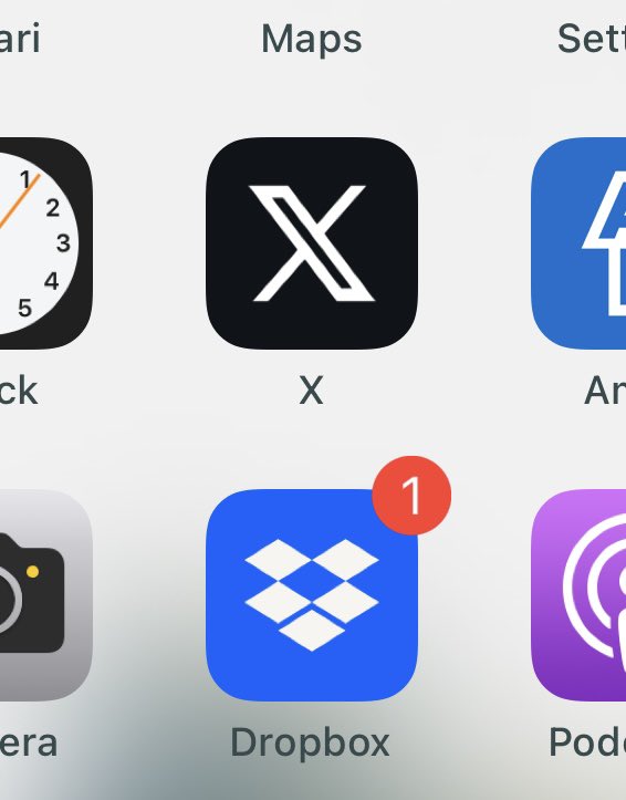 Seeing this replace Twitter on my phone screen this morning was a real bummer.
Everything about this rebrand is grotesque. The name, the logo, the brand identity. I will miss the little bird and everything it represented. I think Elon Musk is a jackass. <a href="/jack/">jack</a> I'm sorry 😢