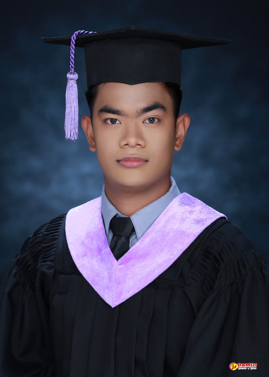 urjoshie's tweet photo. Finally! First Bachelors Degree in the Family🫶🏼
Bachelor of Science in Psychology 
Batch 2023
Soon to be Registered Psychometrician https://t.co/nOzMa3kbhO