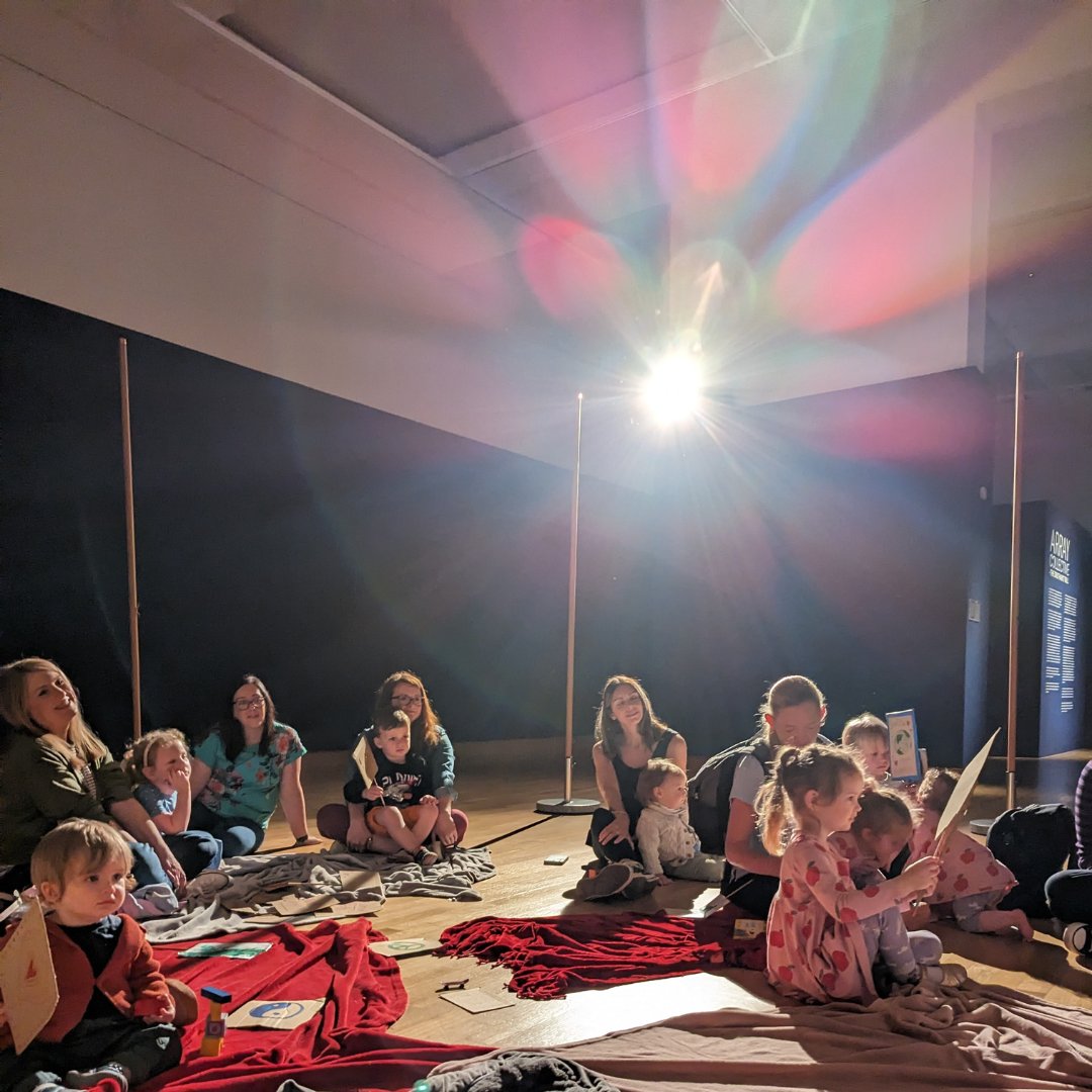 array_studios's tweet photo. Last week, fierce mothers rocked protest songs at the flag pole space of our Druthaibs Ball exhibition in the @UlsterMuseum, led by the divine expertise of @Ciara_Delaney! An unbelievably empowering session!! Much love to Ciara and all who came and made it incredible!#mamasrock😍 https://t.co/ebQHr2s9dN
