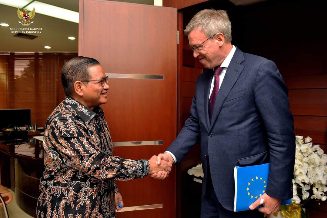 I called on the new Vice Foreign Minister Pahala Nugraha Mansury. With his background as entrepreneur and as Deputy Minister for SOEs, we focused on completing the CEPA free trade talks. We also agreed to further dialogue about trade irritants on raw materials and deforestation.