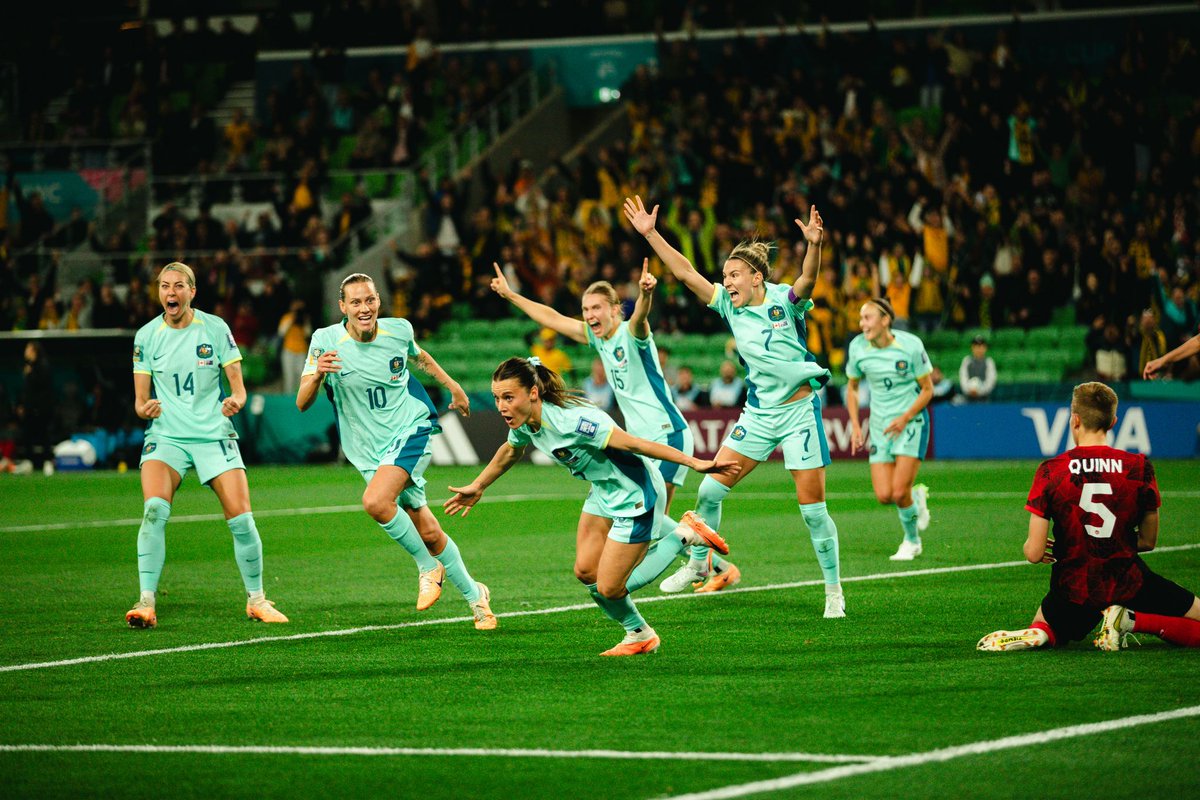 I C O N I C 🇦🇺 🤩 

Go on you Matildas!

LIVE BLOG 📰: bit.ly/3q9FCT8

#FIFAWWC #DubAtTheCup #Matildas #AUS