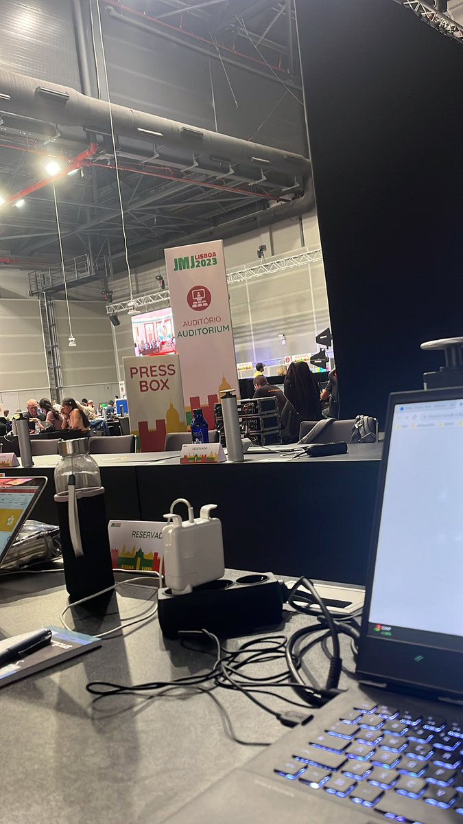 RubenAirini's tweet photo. #WYD | today we are working to spread the different stories of the volunteers who are helping the realization of the WYD to the whole world.
#Lisboa2023 #JMJ2023 #PopeFrancis https://t.co/qQ27EAJC68