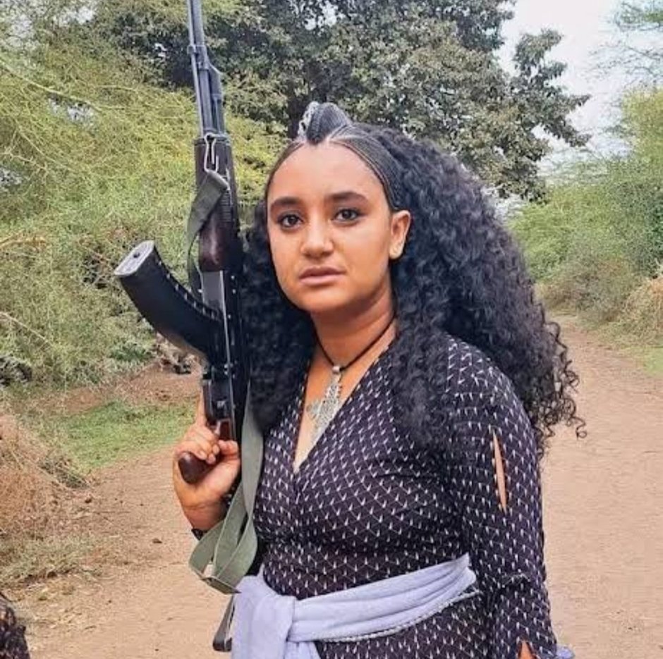 AbrarSuleiman's tweet photo. የዛሬይቱ ውቢት/ጀግኒት #ኢትዮጵያ ! https://t.co/rp6avsWEhm