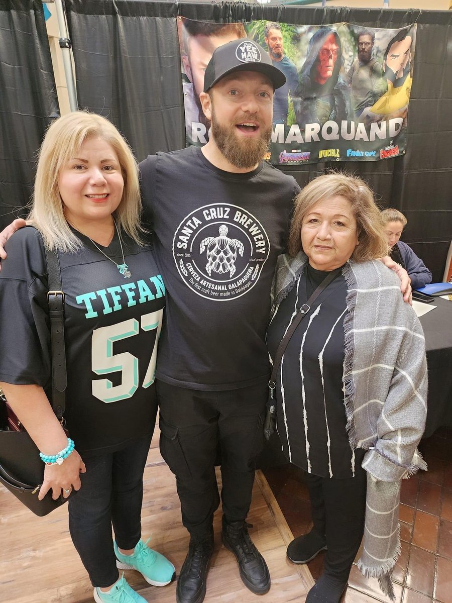 comfort ross (@comfortmarquand) on Twitter photo 