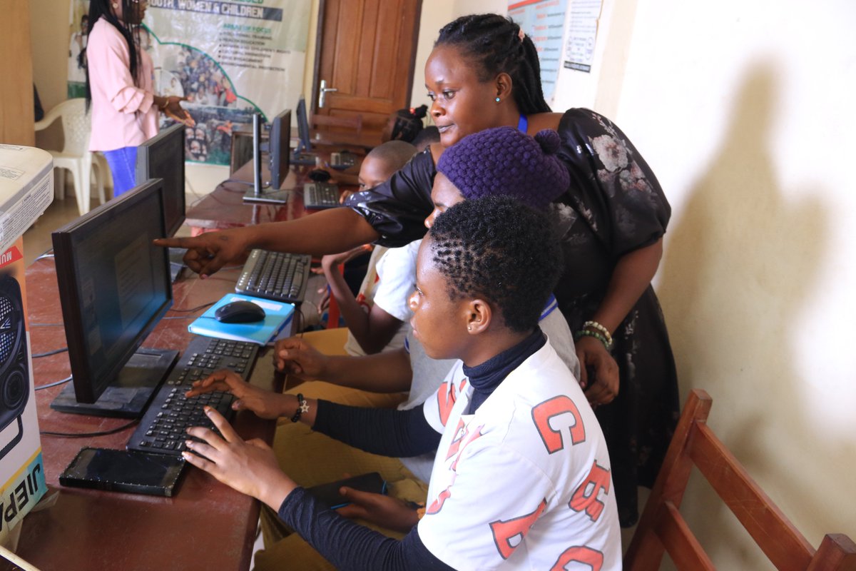 fapsdevelopment's tweet image. Our #Tech4future Impacts project is transforming the lifes of rural and semi- urban youths across the South West Region of Cameroon. Entrepreneurial skills are built and jobs acquired.