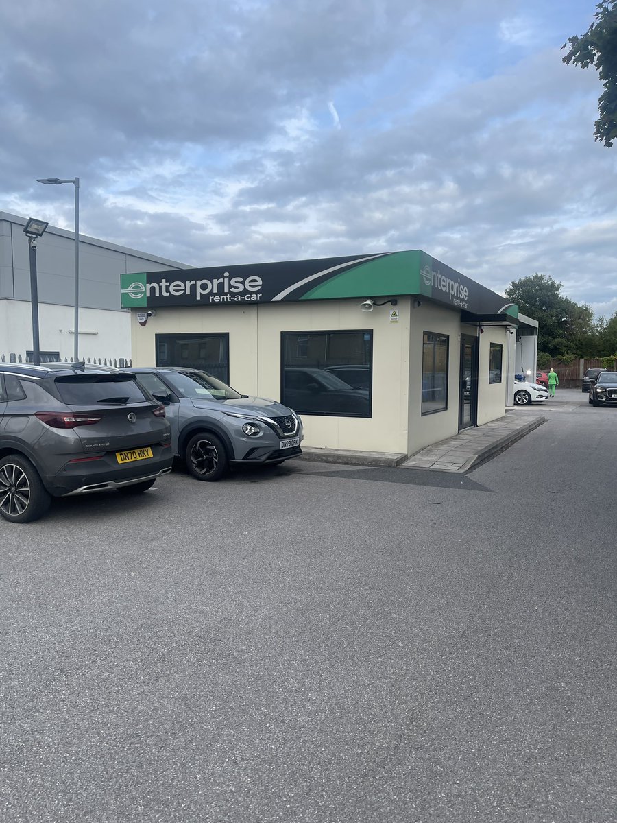 Ross Hutchings (@rosshutch_erac) on Twitter photo Great first week back at J4! Look forward to the challenge ahead and getting prep’d for an assistant role <a href="/AaronCampbellU2/">Aaron Campbell</a> <a href="/georgiahodgesU2/">Georgia Mai Hodges</a> Great first week back at J4! Look forward to the challenge ahead and getting prep’d for an assistant role <a href="/AaronCampbellU2/">Aaron Campbell</a> <a href="/georgiahodgesU2/">Georgia Mai Hodges</a>