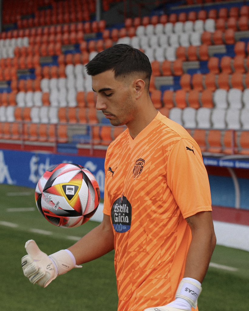 CDeportivoLugo's tweet photo. 🩵 @Lucas1Diaz está na casa 🩵

#BenvidoLucas
#ForzaLugo https://t.co/fTncEDDs31