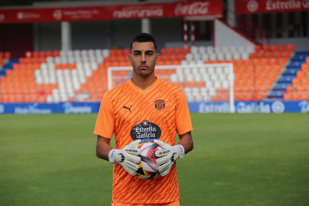 CDeportivoLugo's tweet photo. 🩵 @Lucas1Diaz está na casa 🩵

#BenvidoLucas
#ForzaLugo https://t.co/fTncEDDs31
