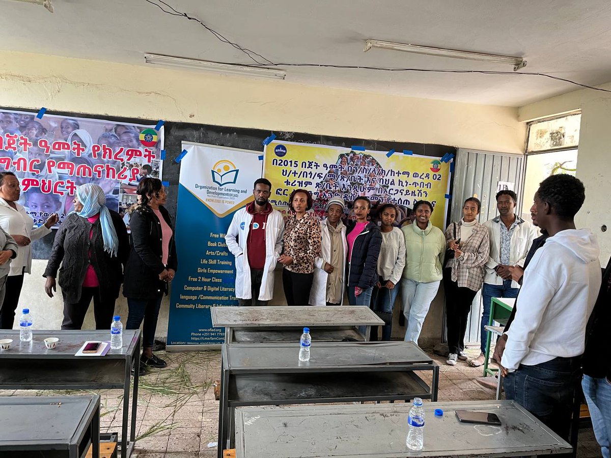 awaqiethiopia's tweet photo. Awaqi members participated as volunteers for the Family Community Library, making a positive impact on the lives of children and teens. we are committed to continuing our involvement in such meaningful endeavors. 💪#awaqivolunteers #postiveimpact #EmpoweringYouth https://t.co/zJ8uKHIGVc