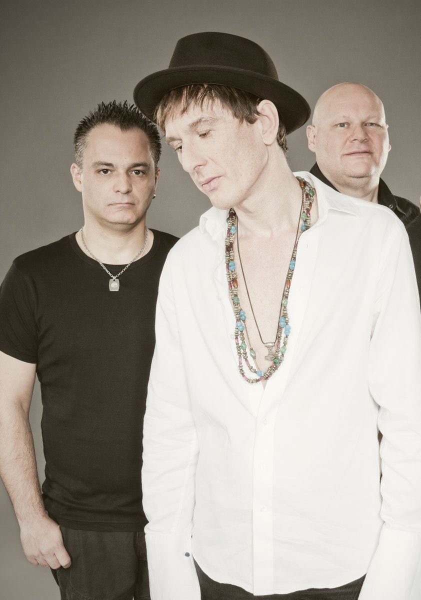 MrErrorhead's tweet image. Errorhead Live #dresdnerdrumbass  
First show in 8 years!
dresdner-drum-bass-festival.de/event/errorhea…