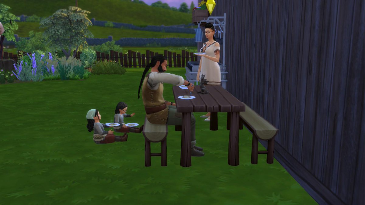 Unknown_Sinz7's tweet photo. The Fenrirson family eatting outside #TheSims4 #TheSims4Viking #TheSism4RP https://t.co/i6GYbacPmh
